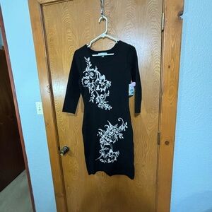 Danny and Nicole Body-con Midi Dress Black with Large Floral print Small
